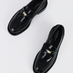 BUKELA Patrice Loafers Sort