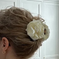 PLISSÉ COPENHAGEN Flower Hair Clamp Coral